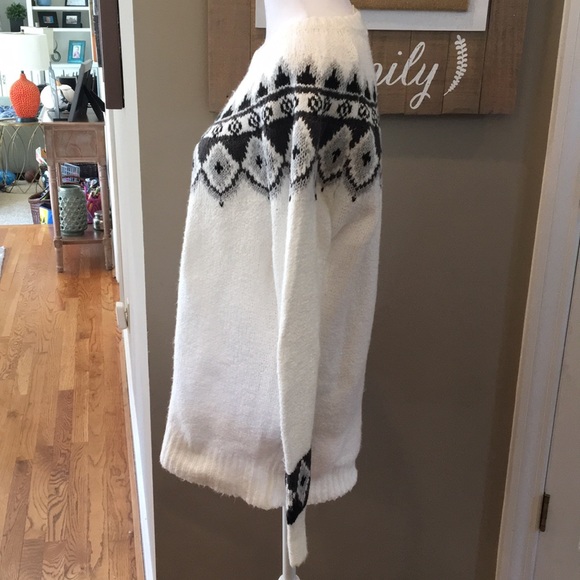 Blair Cream Fair Isle Sweater, Small - Picture 4 of 7